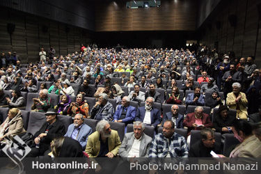 اکران مستند «ابر مرد» زندگی نامه ناصر ملک مطیعی در پردیس چارسو 
