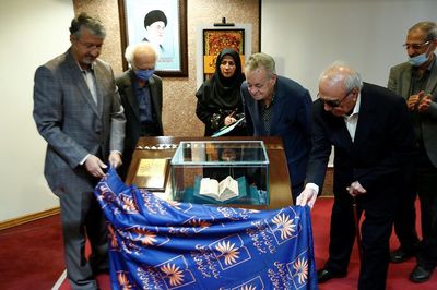 Iran’s national library unveils rare manuscript of Divan of Hafez