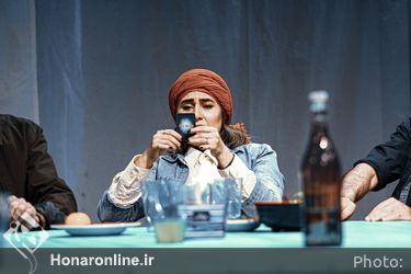 نمایش «پنگوئن مرغ دریایی و چند پرنده‌ی دیگر» در تماشاخانه نوفل لوشاتو