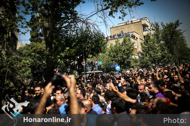 تشییع پیکر ناصر ملک مطیعی در خانه سینما