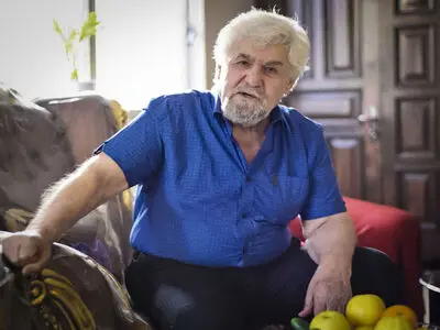 عنایت بخشی از آی سی یو مرخص می‌شود