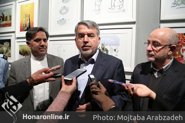 بازدید وزیر ارشاد ، وزیر راه و معاونت هنری از نمایشگاه آثار جشنواره هنرهای تجسمی فجر