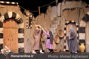 نمایش "خاتون" در تئاتر شهر