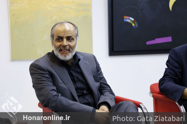 امضای تفاهم‌نامه همکاری میان "هنرآنلاین" و خبرگزاری "آپا" از آذربایجانی