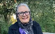 Director of Seattle filmfest Elizabeth Shepherd congratulates children’s week in Iran