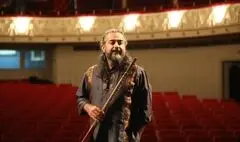 پرواز همای خواننده ترانه تیم ملی فوتبال در جام جهانی شد