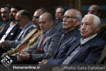 نشست خبری و اعطای گواهینامه استادی انجمن خوشنویسان ایران 