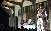 نمایش های خیابانی روز سوم جشنواره تئاتر فجر