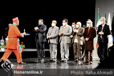 اختتامیه بیستمین دوره جشنواره نمایش های آیینی و سنتی در تالار وحدت