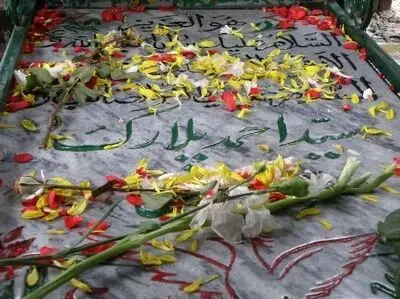 شعرا «فطریه عطر» را به شهید پلارک تقدیم کردند