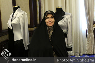 آیین رونمایی از مجموعه لباس های ایرانی با تلفیق سنت و مدرنیته در هتل اسپیناس پالاس