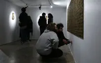 نمایشگاه آثار پی بک در گالری زیر زمین دستان