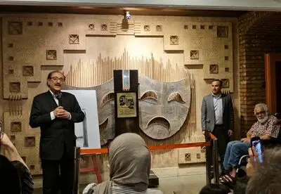 کوشک جلالی در کارگردانی هم ردیف عباس کیارستمی در سینماست
