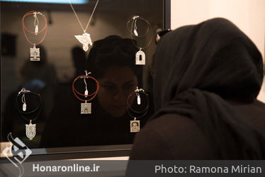 نمایشگاه زیورآلات تکتم فاضل و بهرام دشتی‌نژاد در گالری گلستان
