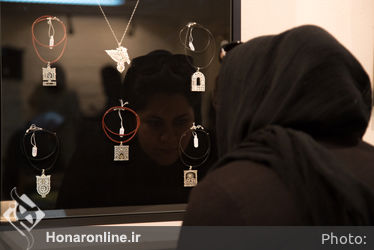 نمایشگاه زیورآلات تکتم فاضل و بهرام دشتی‌نژاد در گالری گلستان