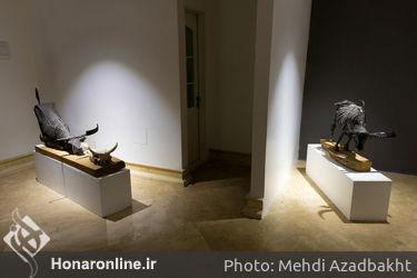 نمایشگاه مجسمه‌ های عارف رودباری در گالری کاما