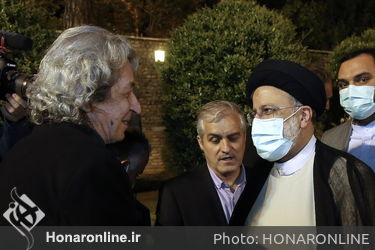 نشست صمیمی رئیس جمهور با هنرمندان و فعالان عرصه فرهنگ و هنر