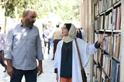 رونمایی از پوستر و شعار فیلم "سوفی و دیوانه"