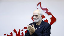 Aydin Aghdashloo celebrates 77th birthday at Honaronline pavilion