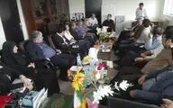 علی عسکر ظاهری: با همه‌ی توان در کنار هنرمندان شهرستان هستم