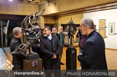 بازدید وزیر فرهنگ از نمایشگاه آثار هنرمندان پیشکسوت در فرهنگسرای نیاوران