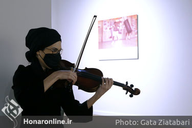 بازدید از "نمایشگاه ارمغان" و "عکس مفهومی" در موزه هنرهای معاصر 