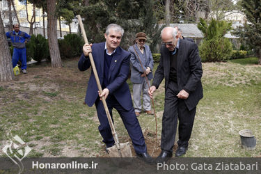 تجلیل از هنرمندان پیشکسوت متولدین اسفندماه 