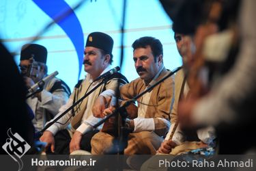 رونمایی ارکستر موسیقی نواحی ایران همراه با نظامی خوانی 