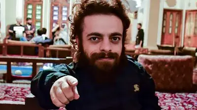 حسن همتی از بازیگران تئاتر و سینما دار فانی را وداع گفت