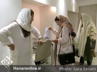 نمایشگاه نقاشی منیژه حجازی در گالری پروژه‌های آران