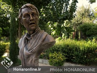 رونمائی از سردیس هنرمندان معاصر در باغ هنرمندان