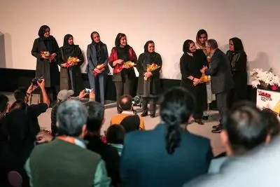 باران پاییزی و آغاز «سینماحقیت»/ وقتی تماشاگران اشک ریختند