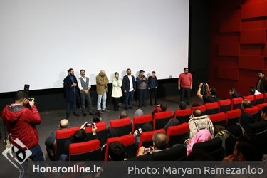 اکران مردمی فیلم "بمب؛ یک عاشقانه" در باغ کتاب
