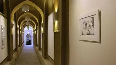 اسب‌های هوشنگ سیحون در خانه صفوی / روایت امین بیگی از نمایشگاه نقاشی هوشنگ سیحون در اصفهان