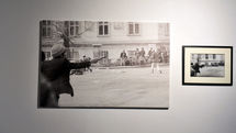 نمایشگاه عکس‌های «قربان خلیلی» از دوران انقلاب در موزه هنرهای معاصر