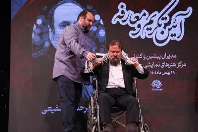 آئین تکریم و معارفه مدیر مرکز هنرهای نمایشی حوزه هنری برگزار شد