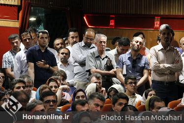 نمایشگاه آثار محمد حیدری و رونمایی از کتاب های "شرح آرزومندی" و "از نیستان 2" در فرهنگسرای نیاوران