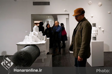 نمایشگاه مجسمه‌های کامبیز صبری در گالری خاک