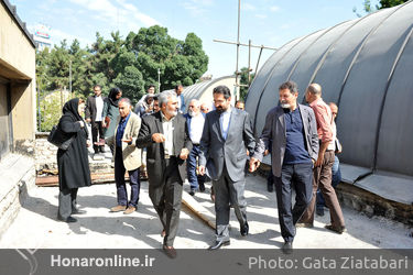 بازدید معاون امور هنری از روند بهسازی موزه هنرهای معاصر تهران