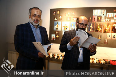 نمایشگاه پروسه (مجموعه‌ی دوم) در گالری آ همراه با بازدید عبدالحسینی و  مهدی افضلی از گالری آ