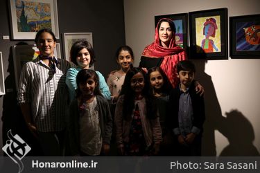 نمایشگاه گروهی کودکان با نام  "افسون کودکانه رنگ" در گالری ژاله