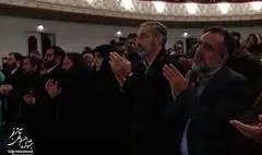 «ایرانیان» با استقبال چشمگیر مخاطبان روی صحنه رفت