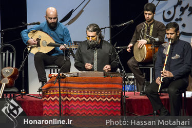 کنسرت گروه موسیقی اصیل ایرانی با عنوان   "پرنیا "  در فرهنگسرای نیاوران 