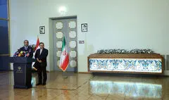 نشست خبری وزیر فرهنگ با همتای عراقی در تالار وحدت | هفته سینمای ایران در بغداد برگزار می‌‎شود