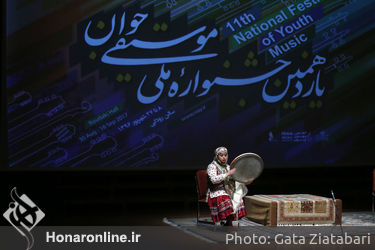 دف نوازی در هجدهمین روز از جشنواره ملی موسیقی جوان در تالار رودکی