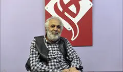 علیرضا کوشک‌جلالی، نمایش «پابرهنه، لخت، قلبی در مشت» را به صحنه می‌برد