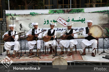 اجرای گروه موسیقی خراسانی «شمس خواف» در رویداد پهنه نوروز