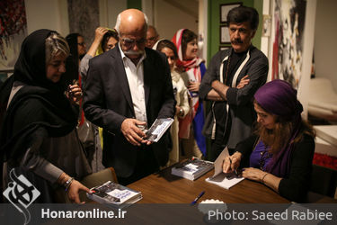 رونمایی از کتاب "تیراندازی در باک هِد" در آموزشگاه سکو