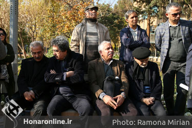 تشییع پیکر احمدرضا دالوند در خانه هنرمندان