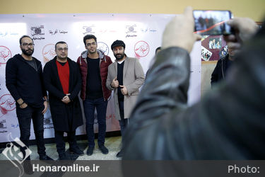 اکران مردمی فیلم "ثبت با سند برابر است" در سینما آفریقا